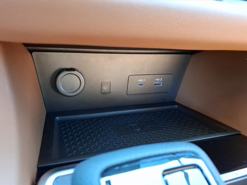 2024 Nissan Pathfinder Platinum photo 17