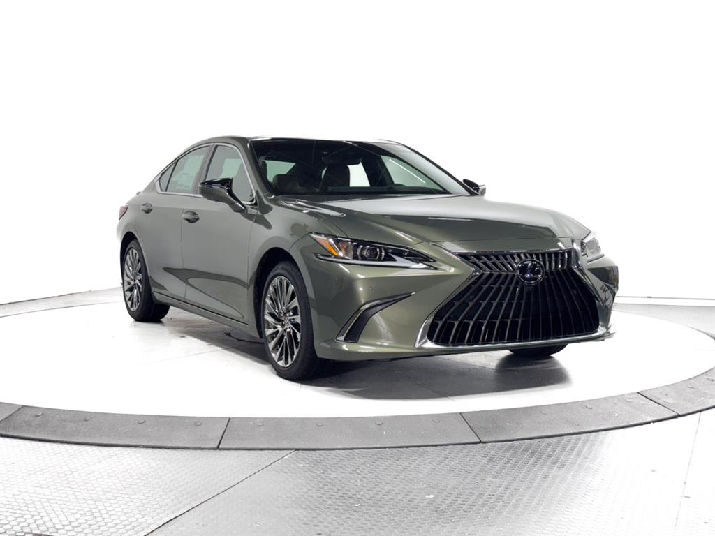 2025 Lexus ES 350 Luxury's photo
