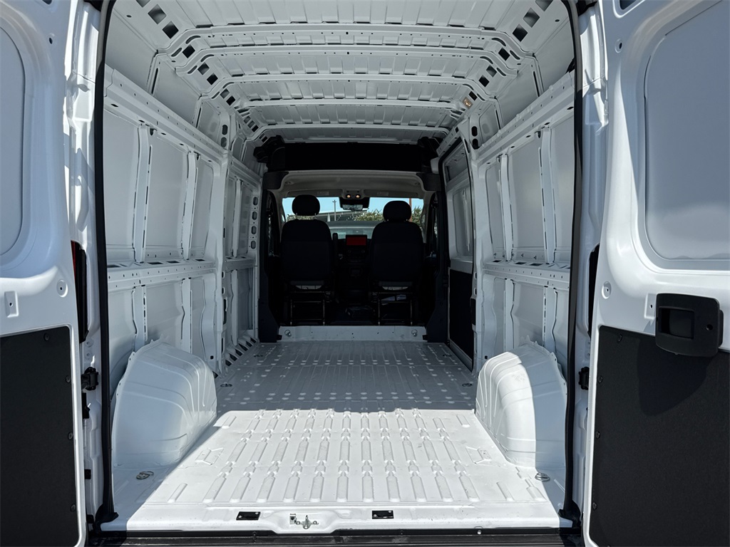 2025 Ram ProMaster 3500 photo 14