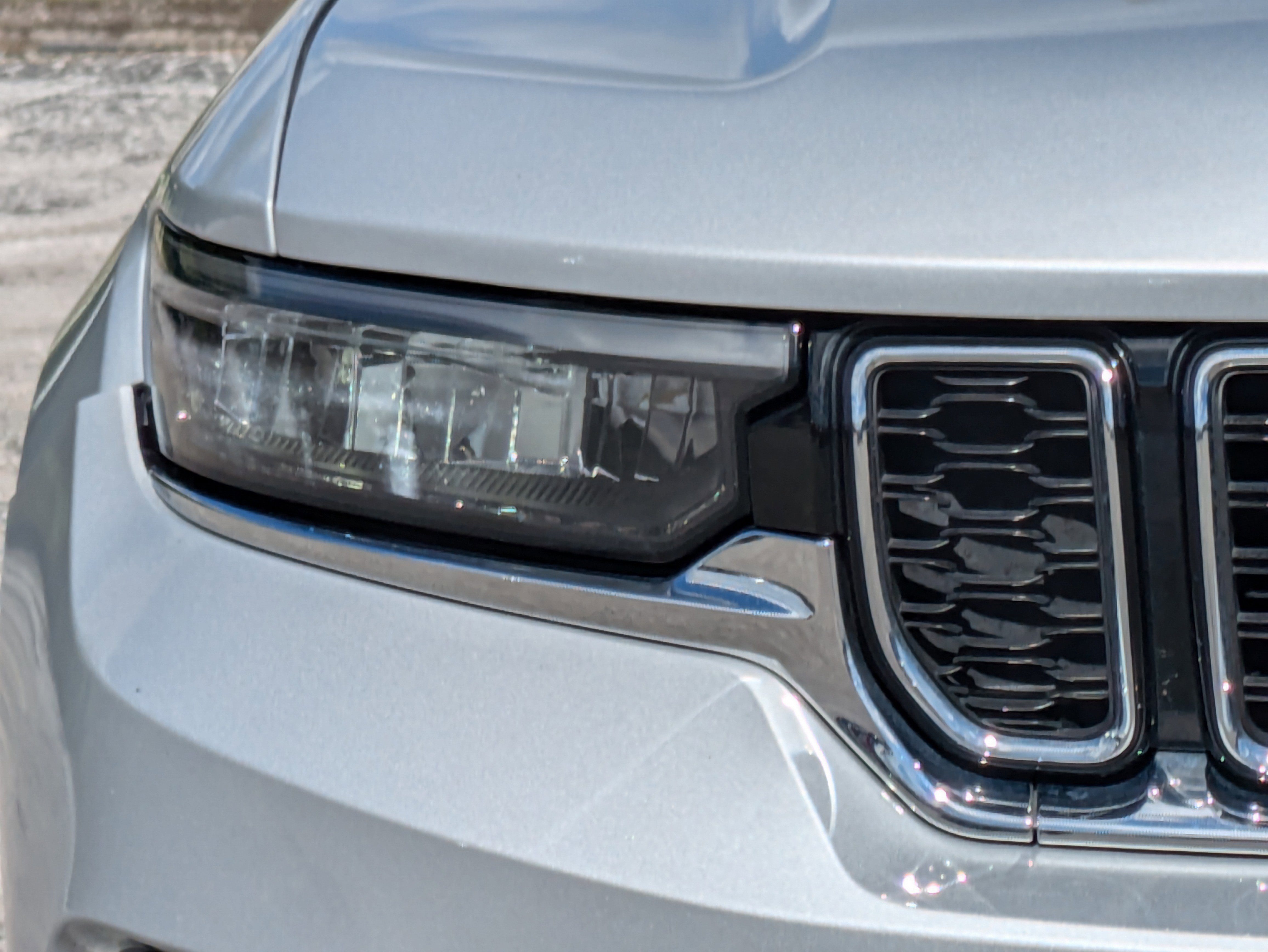 2024 Jeep Cherokee Limited 4xe photo 2