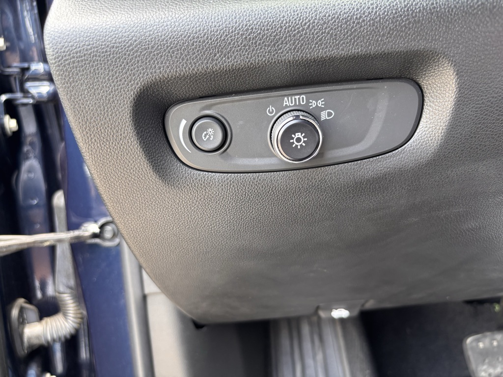 2023 Chevrolet Traverse Cloth 1LT photo 26