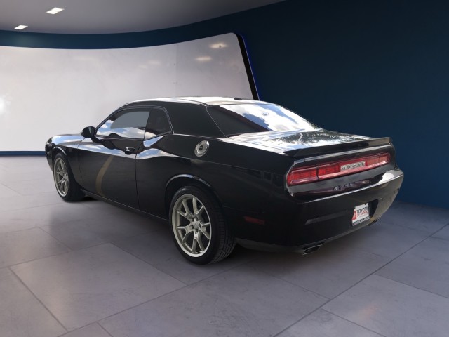 2014 Dodge Challenger R/T photo 3