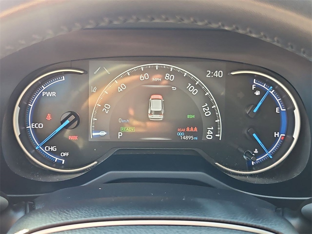 2023 Toyota RAV4 Hybrid XLE photo 15