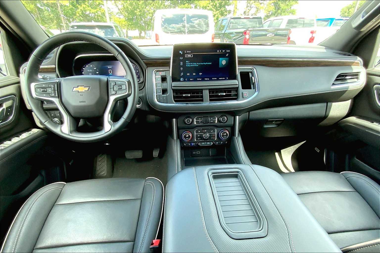 2024 Chevrolet Tahoe Premier photo 21