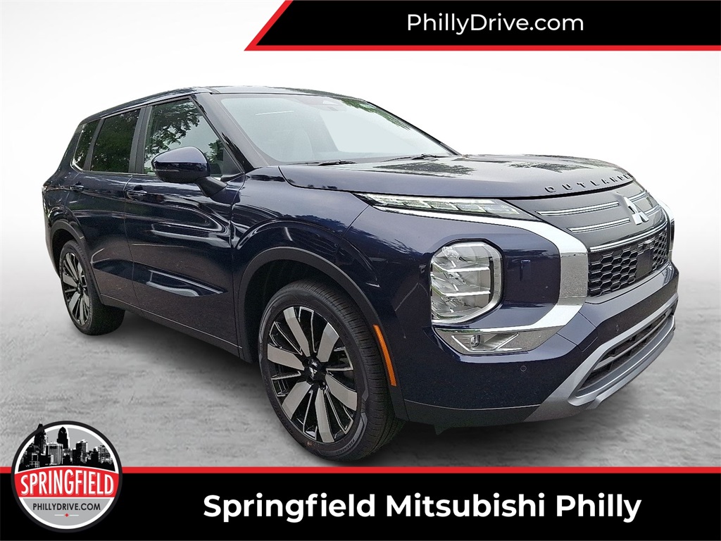 2025 Mitsubishi Outlander SE's photo