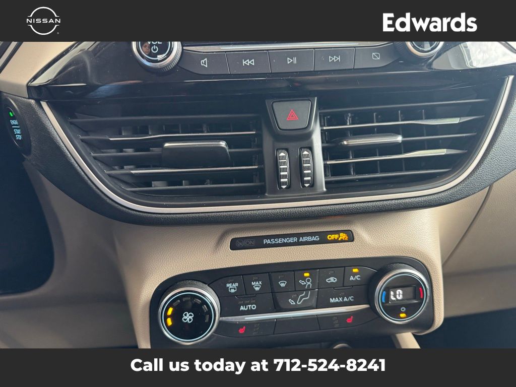 2020 Ford Escape SE photo 28