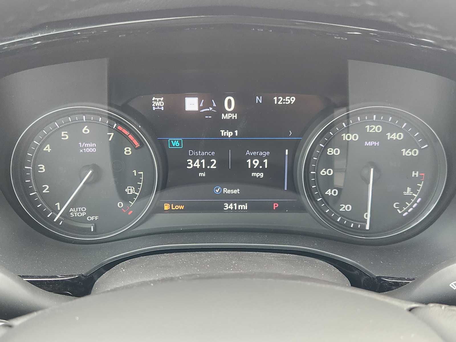 2025 Cadillac XT5 Sport photo 9