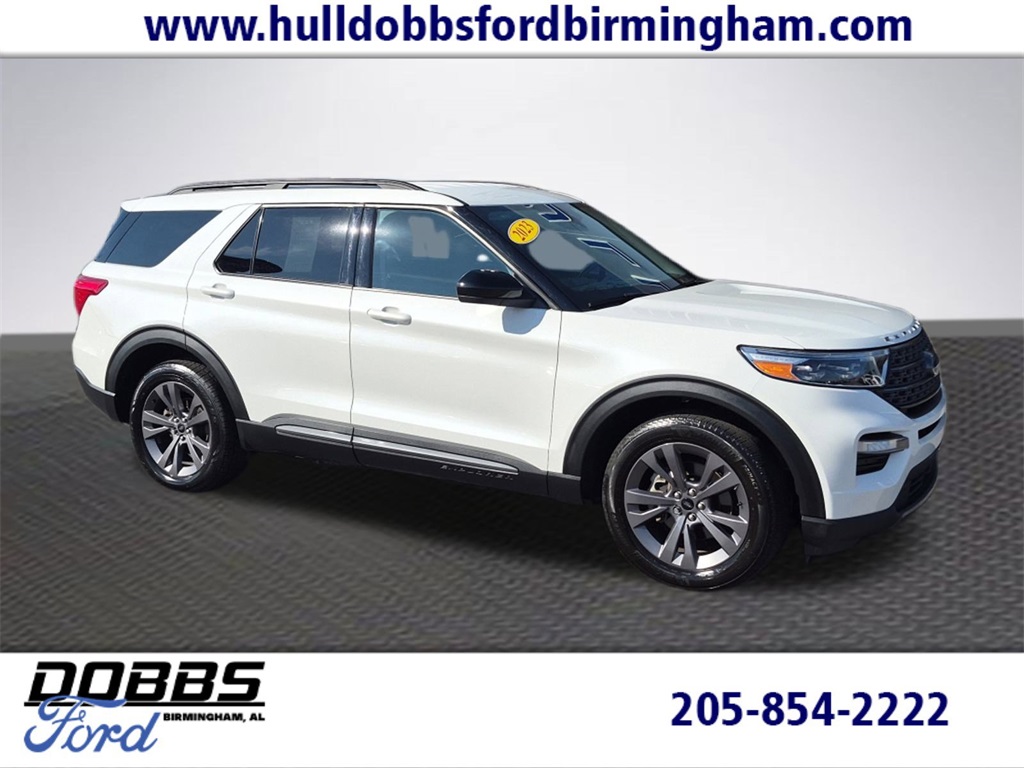 2023 Ford Explorer XLT's photo