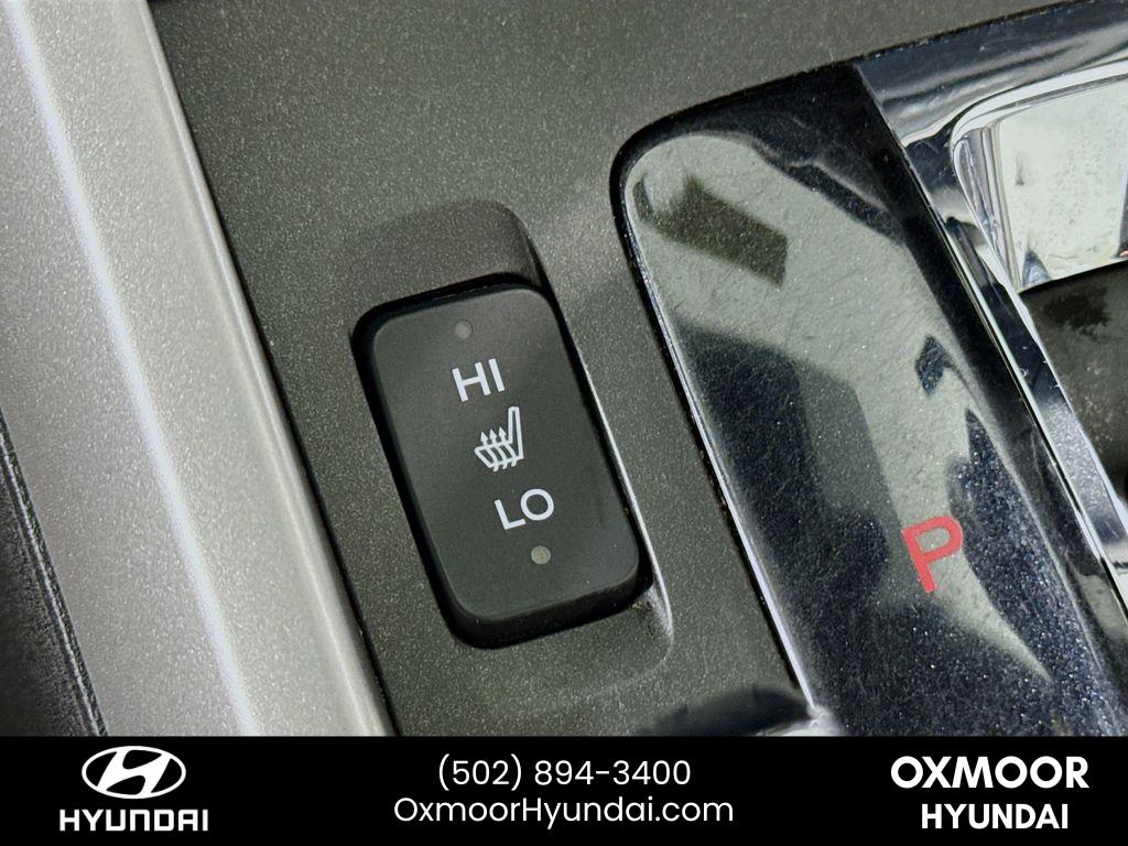 2015 Honda Accord Hybrid Touring photo 19
