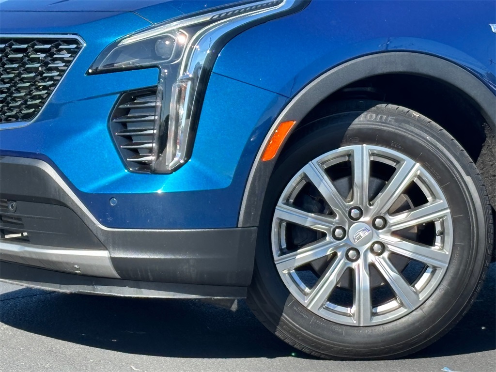 2019 Cadillac XT4 Premium Luxury photo 3