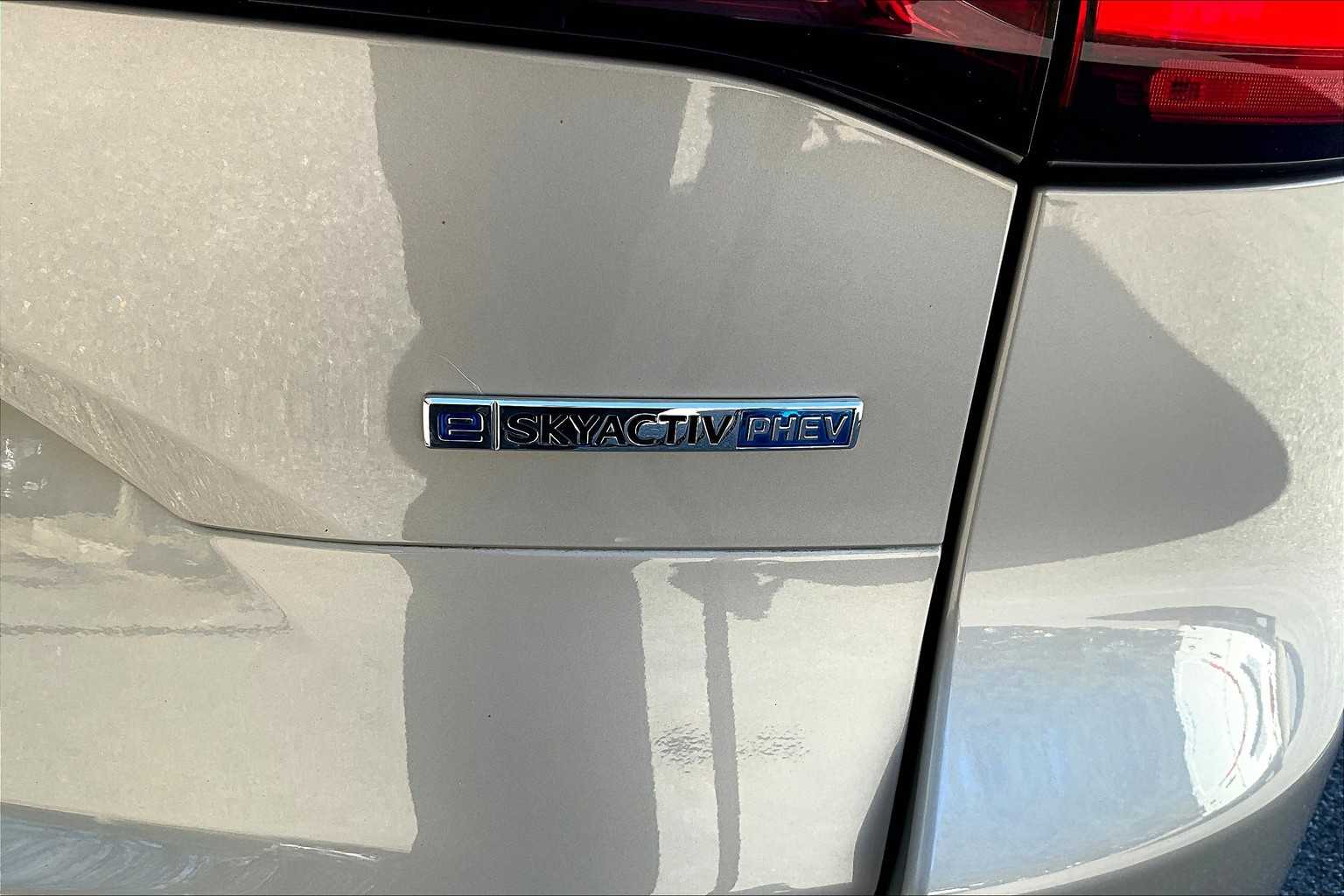 2024 Mazda CX-90 Premium photo 8