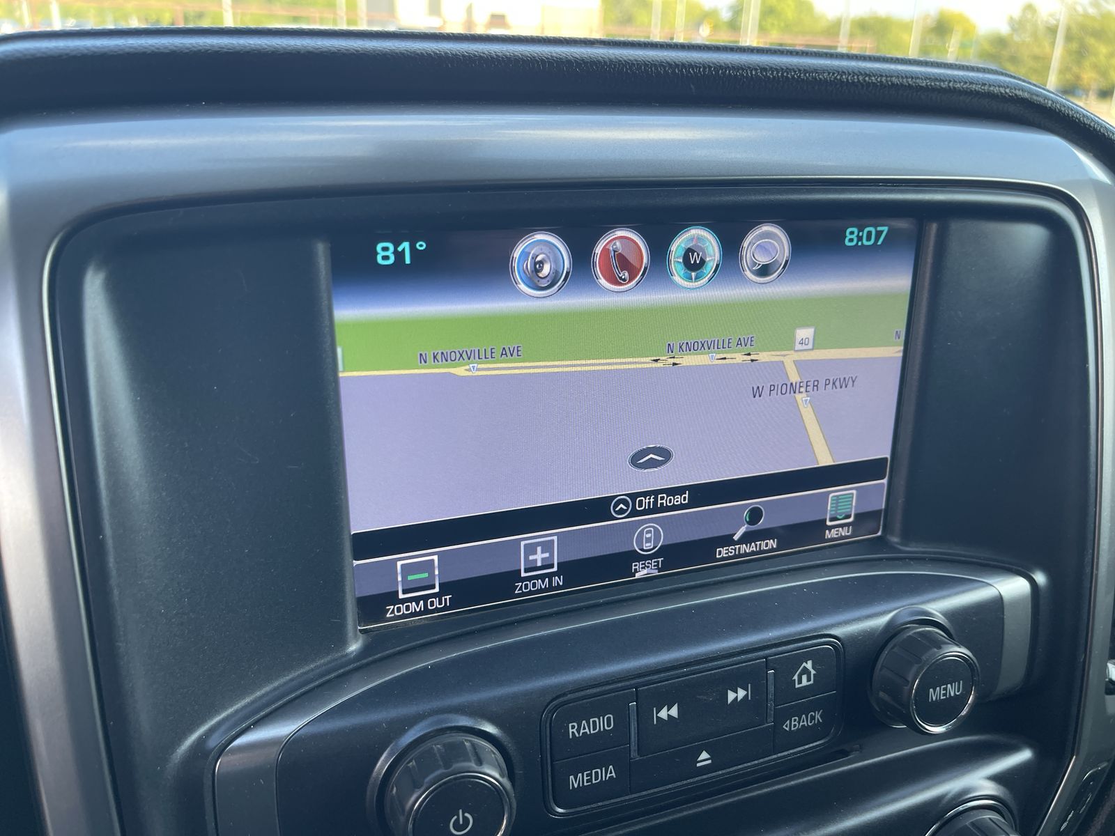 2017 Chevrolet Silverado 1500 LTZ photo 12