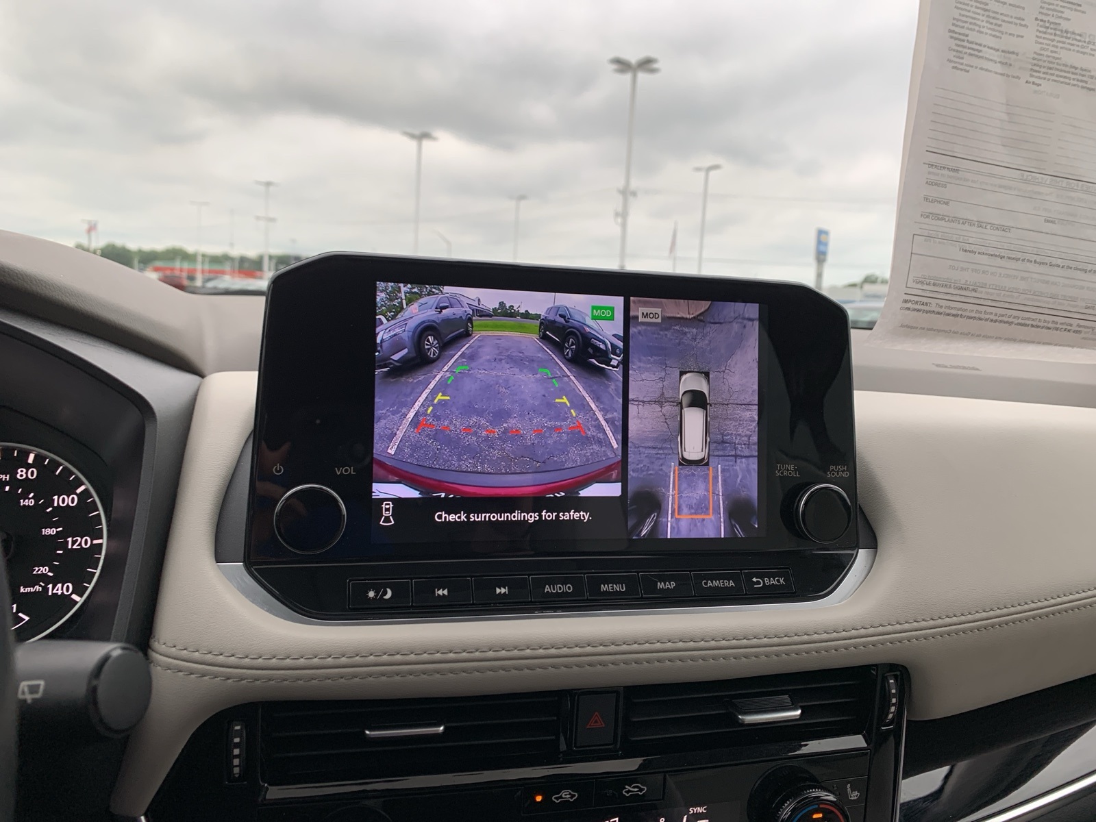 2023 Nissan Rogue SL photo 20
