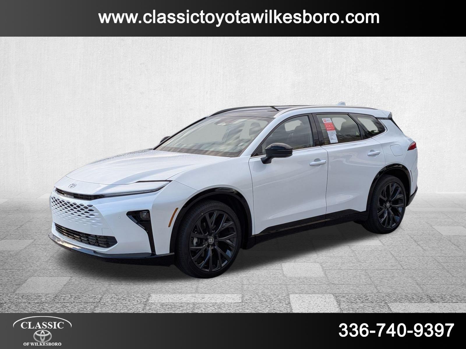 2025 Toyota Crown Signia Limited's photo