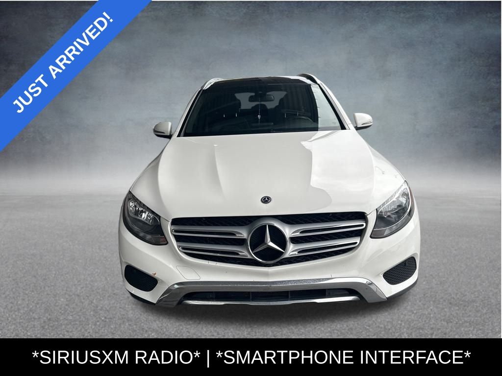 2019 Mercedes Benz GLC 300 4MATIC photo 2