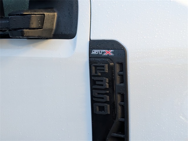 2026 Ford F-350 XL photo 4