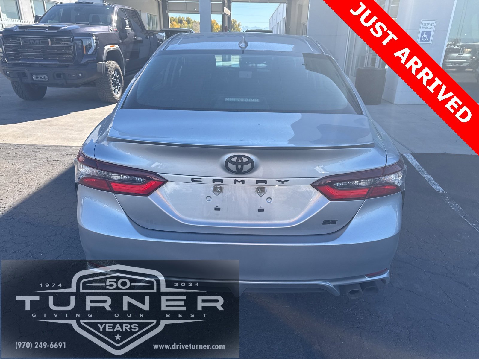 2024 Toyota Camry SE photo 4