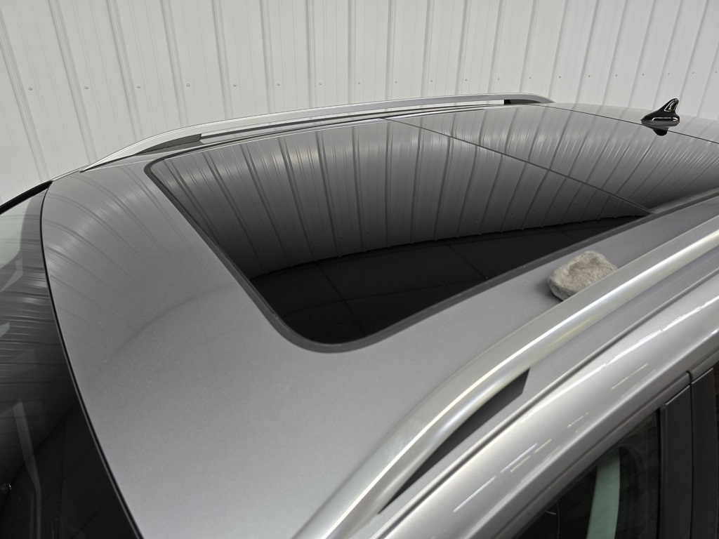 2024 Volkswagen Taos SE photo 11