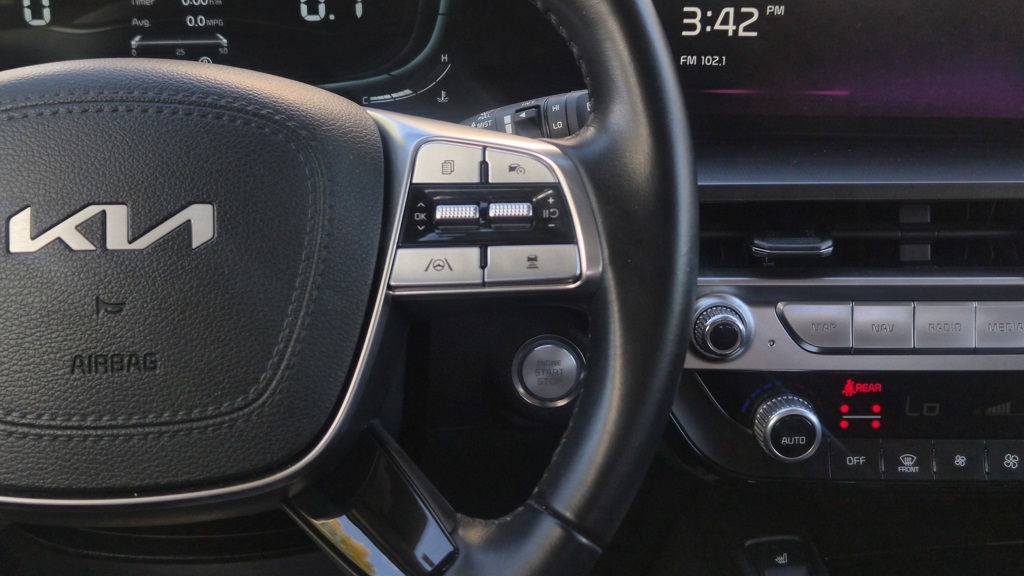 2025 Kia Telluride S photo 21