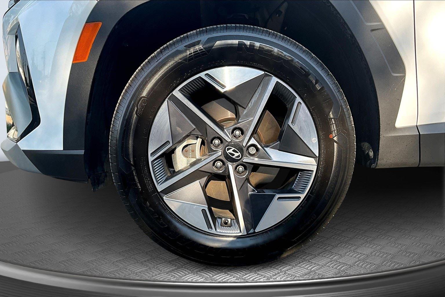 2025 Hyundai Tucson Hybrid SEL Convenience photo 8