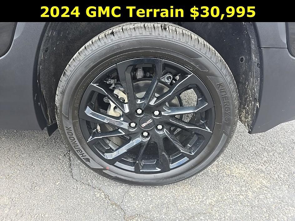 2024 Gmc Terrain SLE photo 21