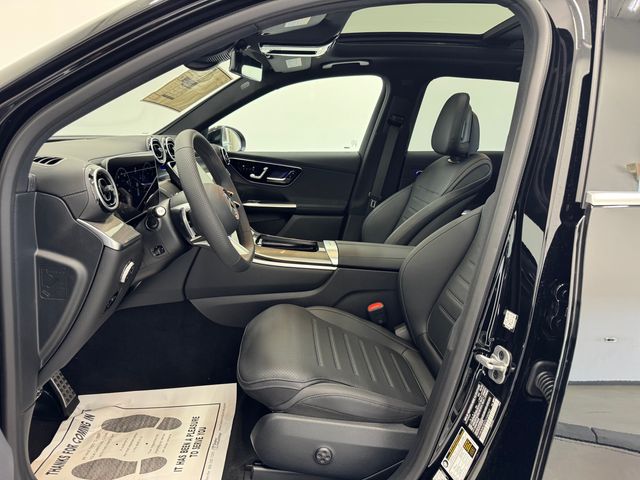 2026 Mercedes Benz GLC 300 photo 14