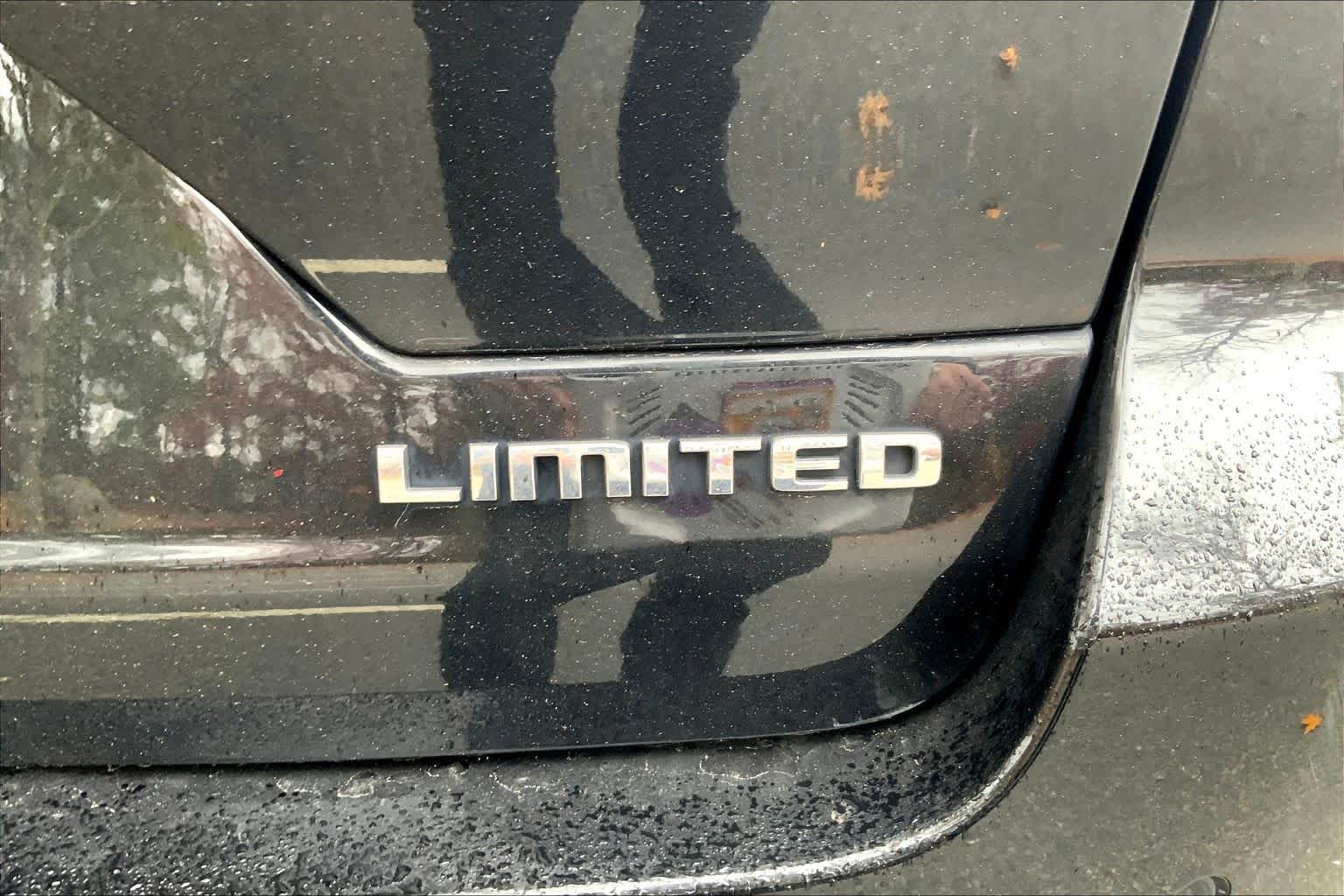 2023 Jeep Grand Cherokee Limited photo 3