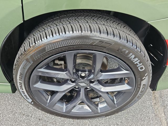 2022 Dodge Charger R/T photo 22