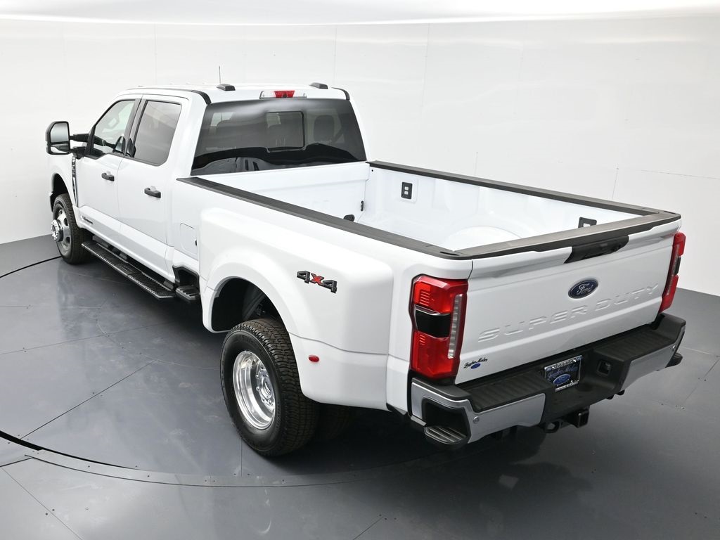 2026 Ford F-350 XLT photo 36