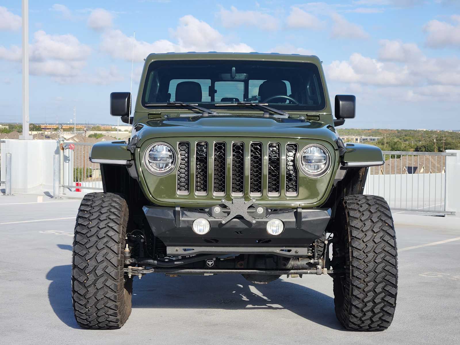 2022 Jeep Gladiator Rubicon photo 2