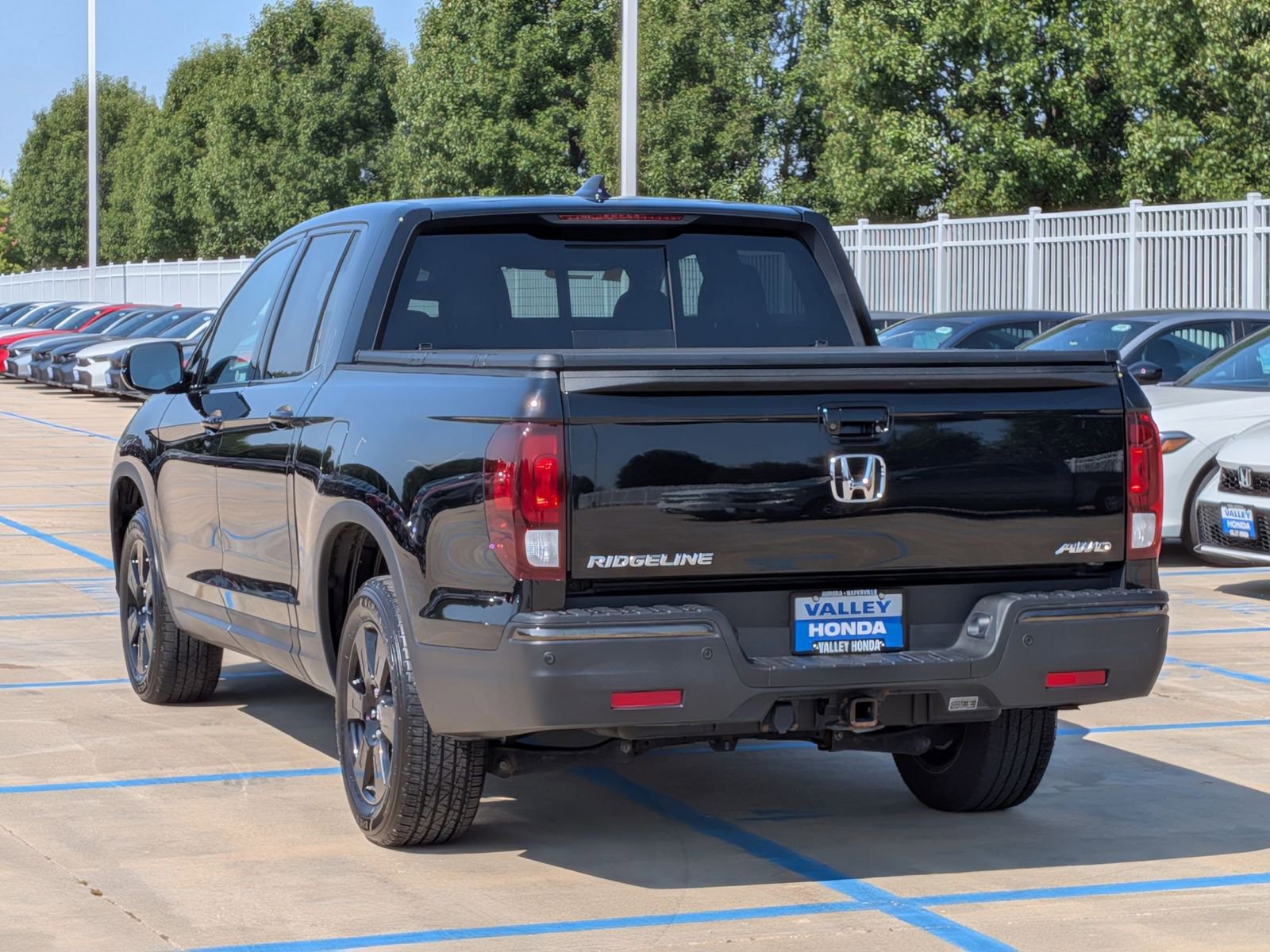 2019 Honda Ridgeline Black Edition photo 8