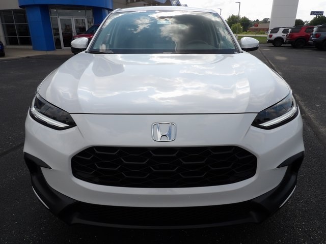 2026 Honda HR-V LX photo 2