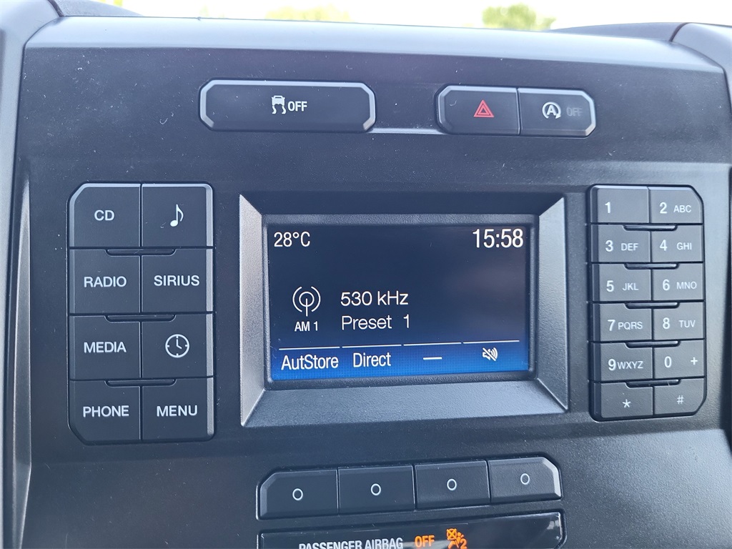 2016 Ford F-150 XLT photo 27