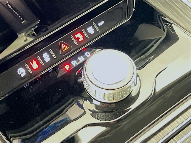 2024 Jeep Wagoneer Series II photo 15