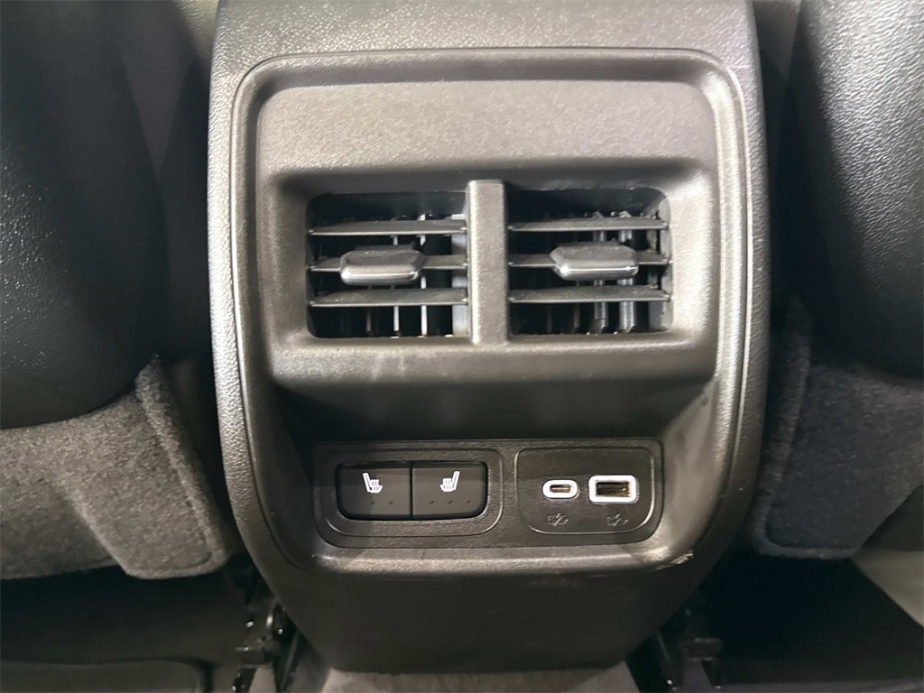 2022 Cadillac XT4 Luxury photo 14