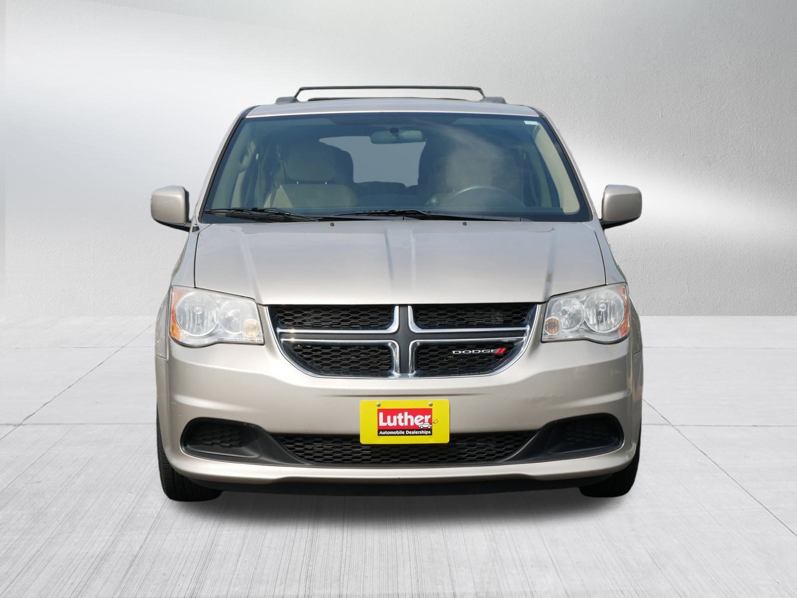 Used 2013 Dodge Grand Caravan SXT with VIN 2C4RDGCG0DR693175 for sale in Minneapolis, Minnesota