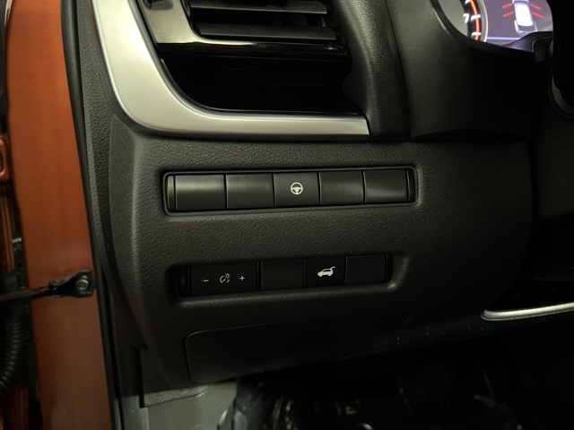 2022 Nissan Rogue SL photo 16