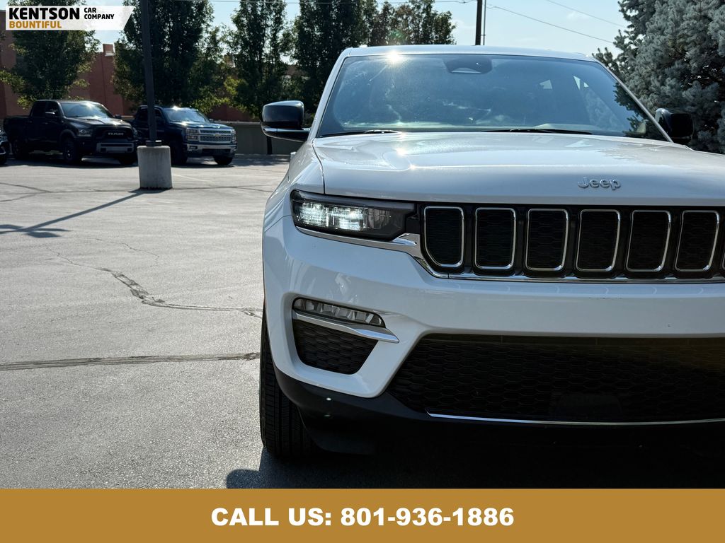 2024 Jeep Grand Cherokee Limited photo 10
