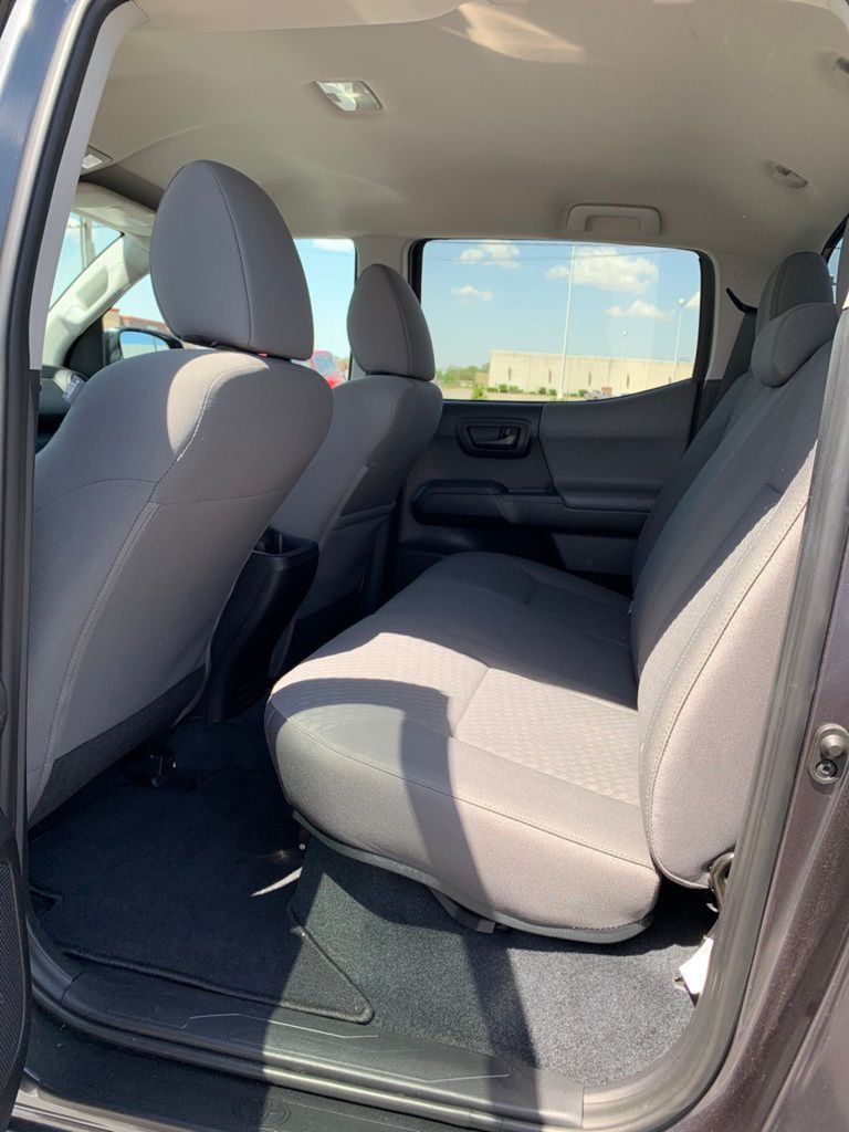 2020 Toyota Tacoma SR5 4x4 photo 26