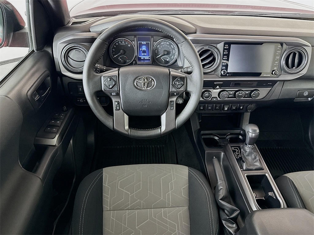 2022 Toyota Tacoma TRD Off-Road photo 3