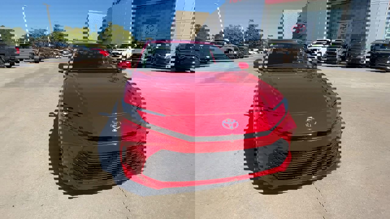 2026 Toyota Camry LE photo 3