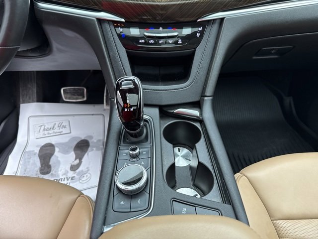 2023 Cadillac XT6 Sport photo 17