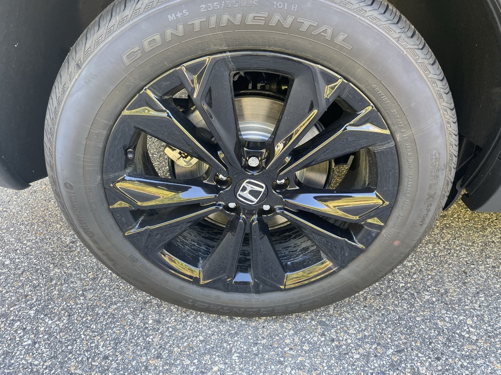 2026 Honda CR-V Hybrid Sport Touring photo 4