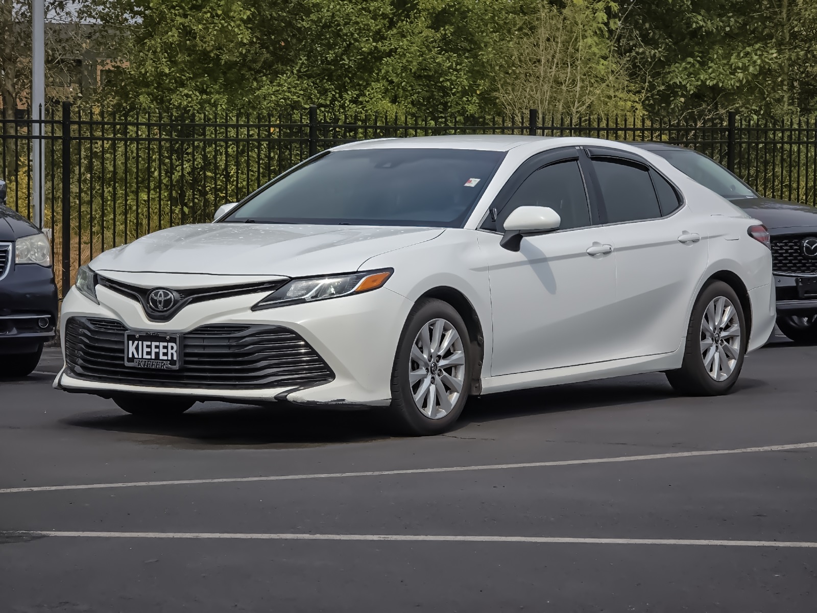 2018 Toyota Camry SE XLE photo 7