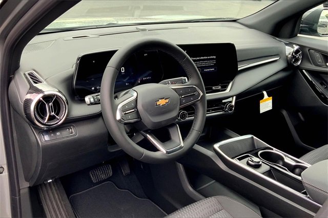 2026 Chevrolet Equinox LT photo 6