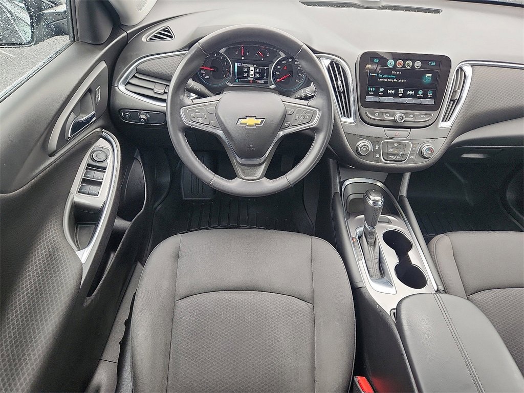 2018 Chevrolet Malibu 1LT photo 11