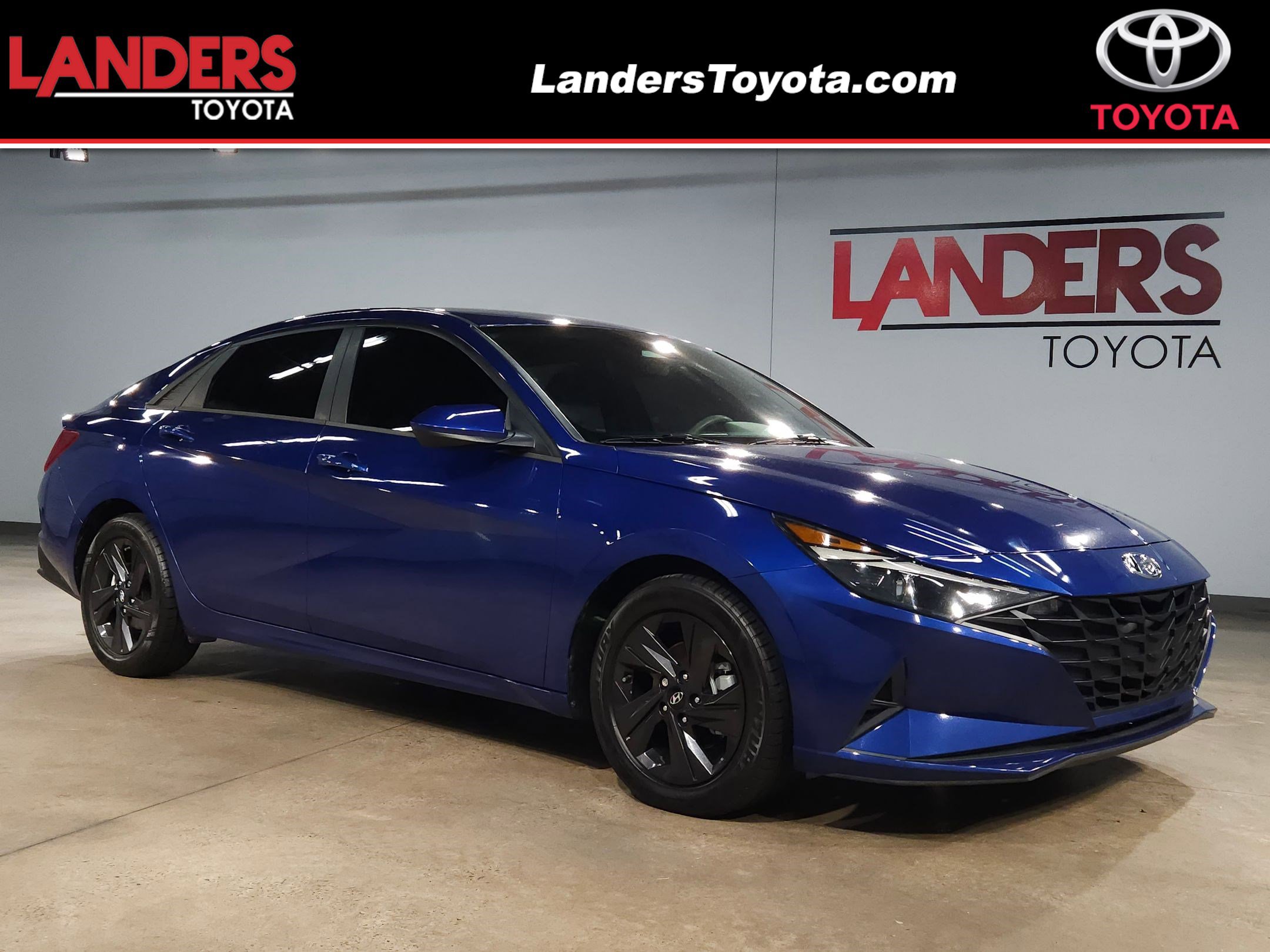 2021 Hyundai Elantra SEL's photo