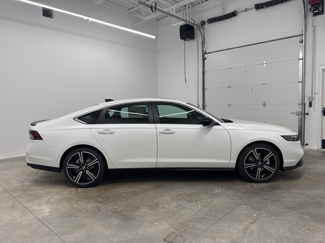 2025 Honda Accord Hybrid Sport photo 4