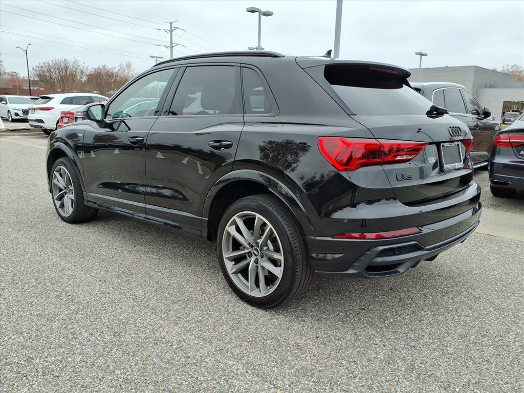2021 Audi Q3 S line Premium photo 4