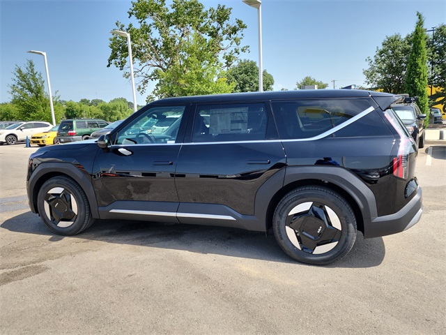 2026 Kia EV9 Light Long Range photo 4